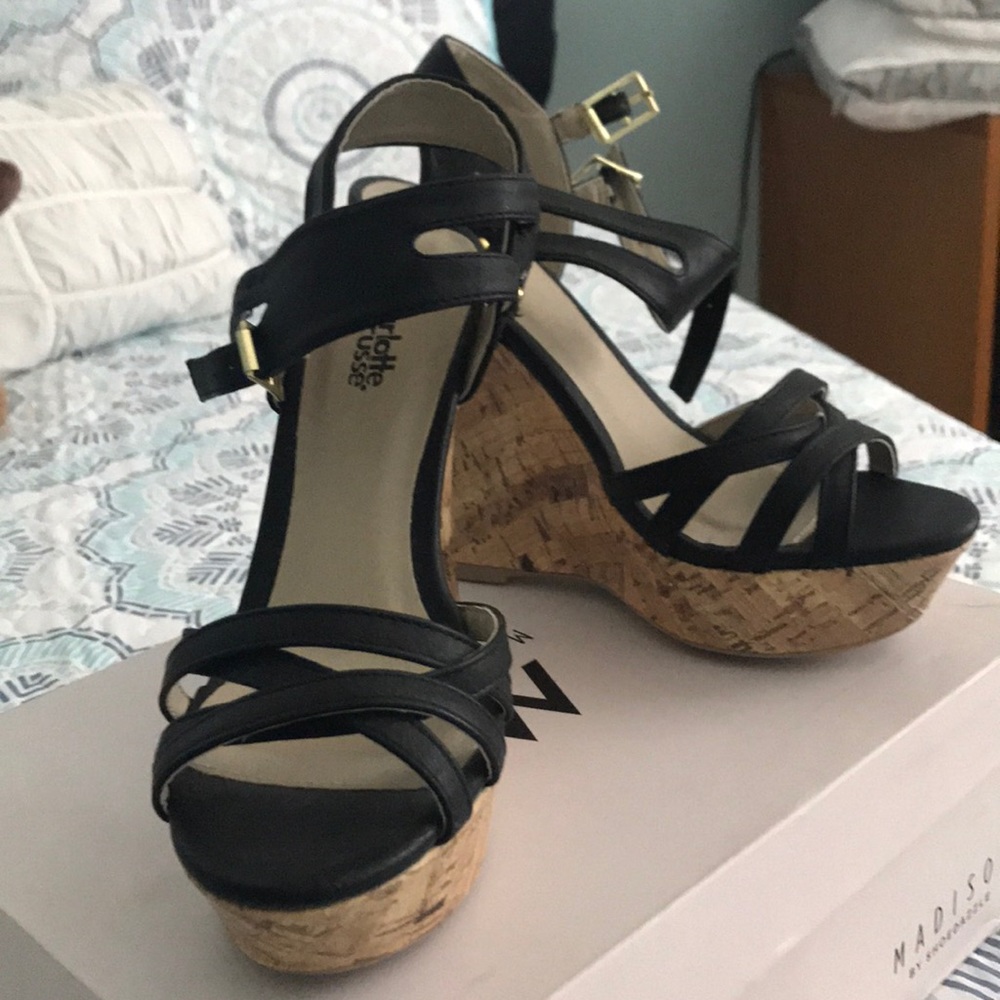 Black wedge platform sandals